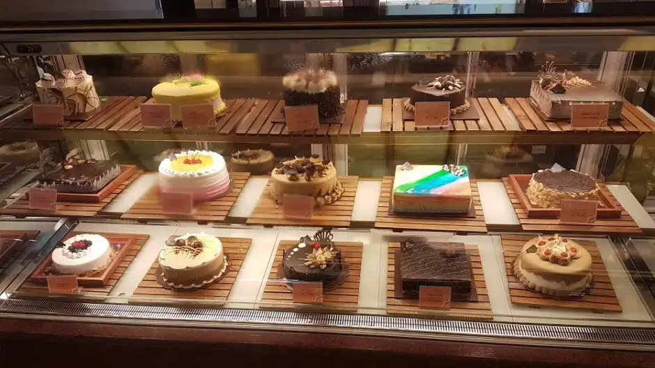Daftar Menu Holland Bakery di Pondok Indah