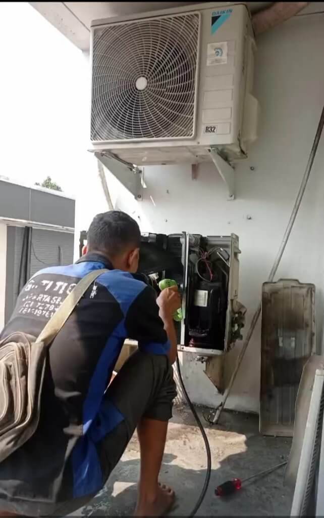 Gati Service AC 01